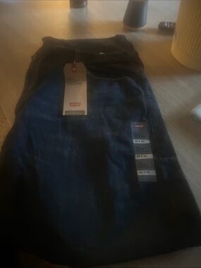 Levi's Dark Blue Straight Jeans with Tags